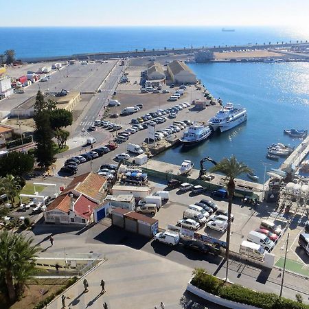 2 Bedroom Stunning Apartment In Torrevieja Kültér fotó
