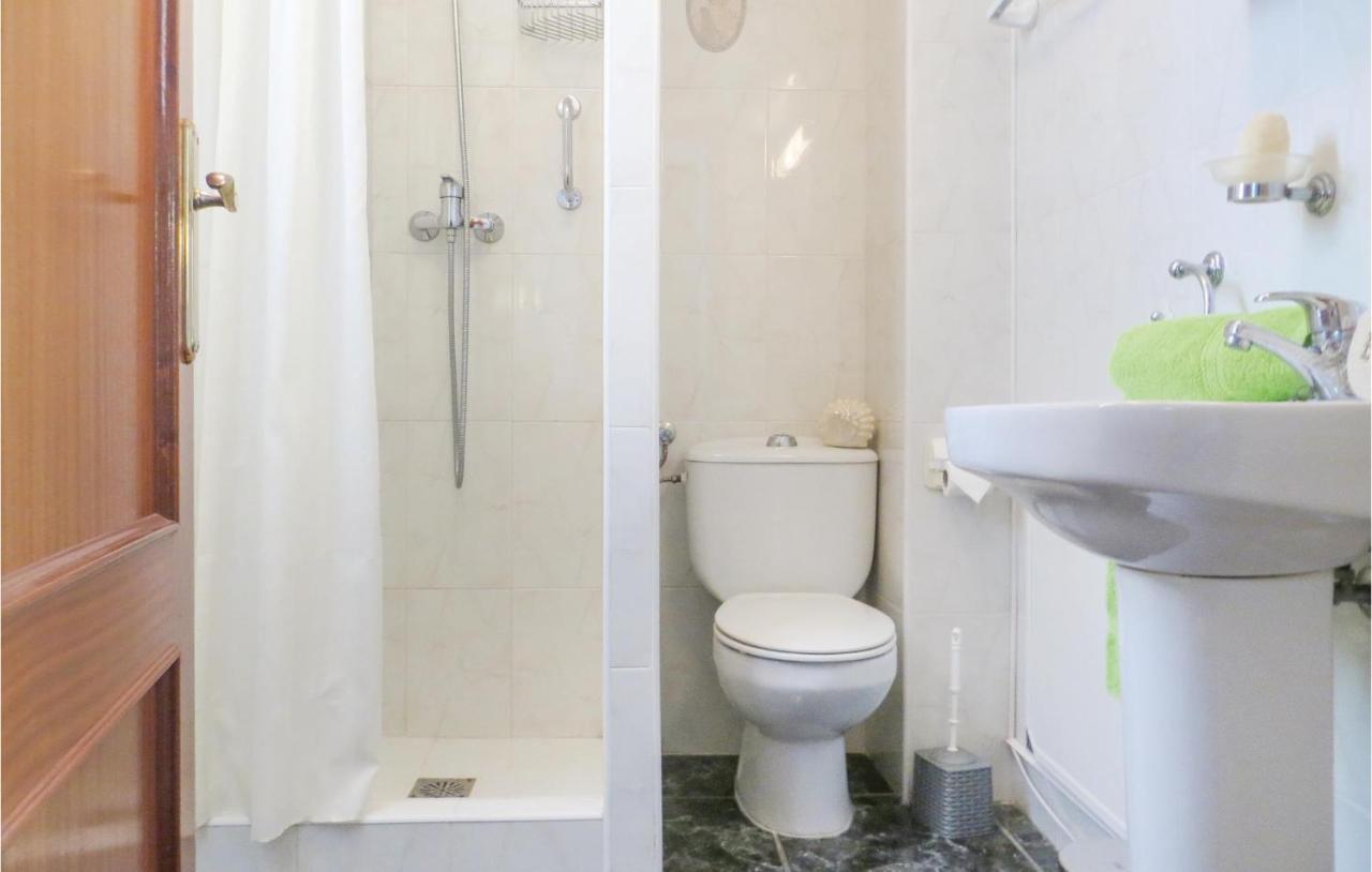 2 Bedroom Stunning Apartment In Torrevieja Kültér fotó