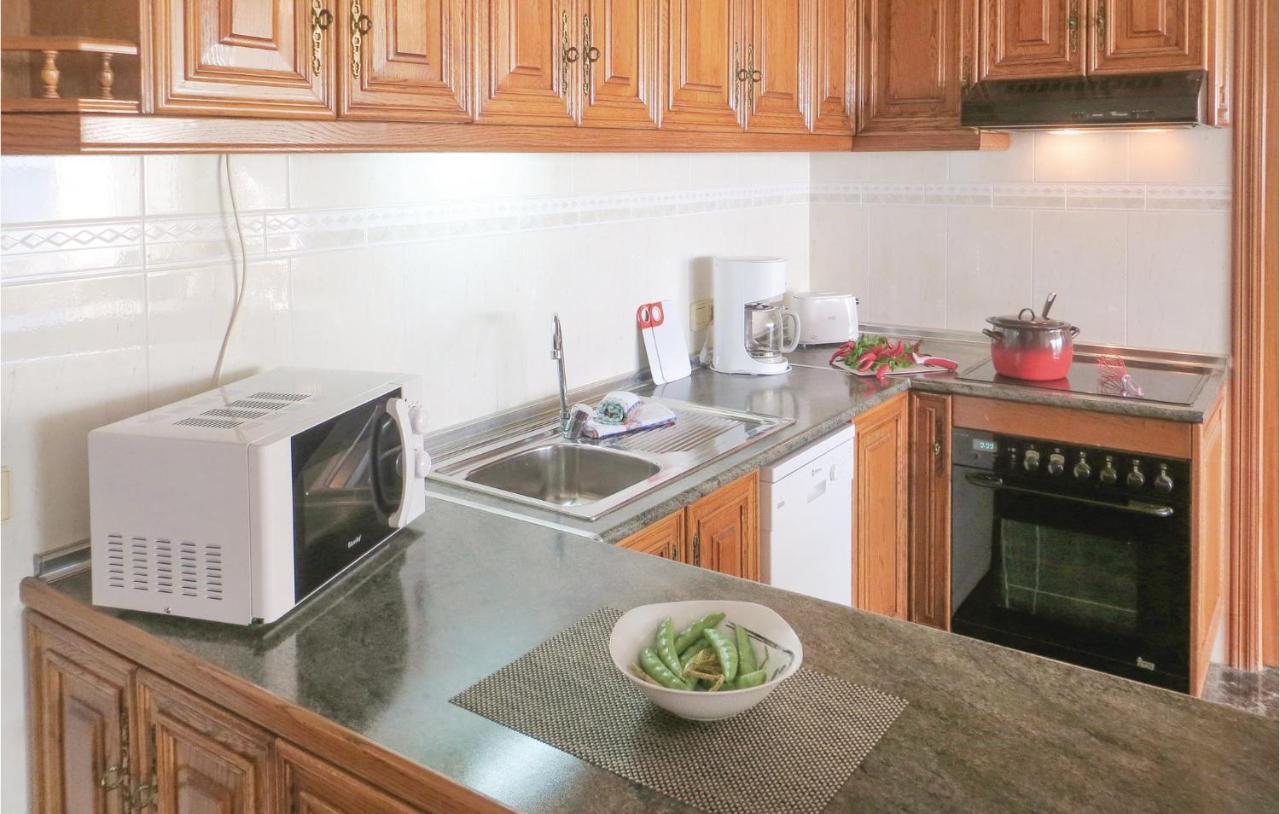2 Bedroom Stunning Apartment In Torrevieja Kültér fotó