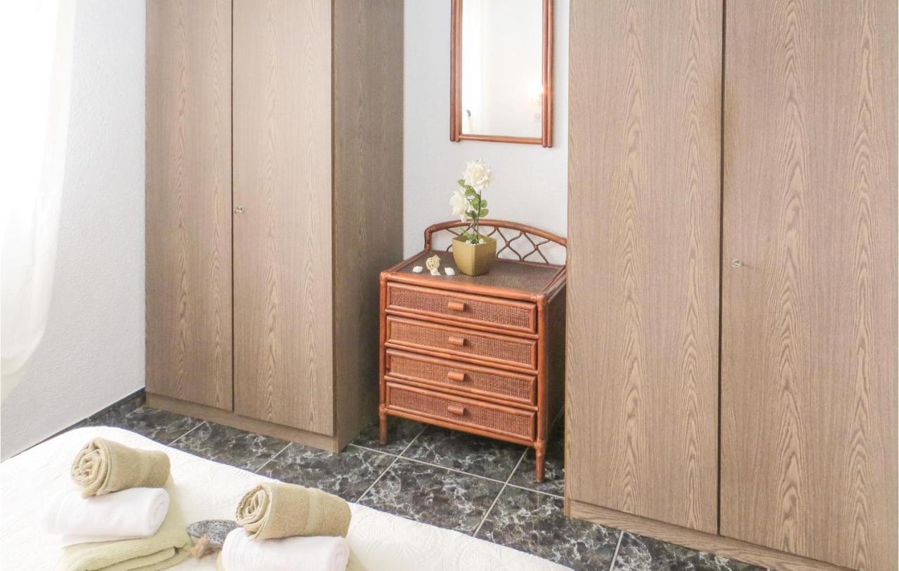 2 Bedroom Stunning Apartment In Torrevieja Kültér fotó